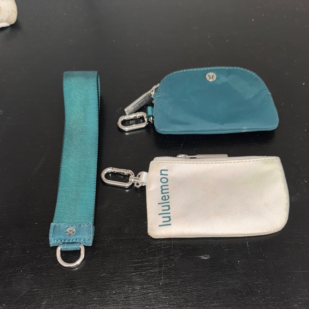Lululemon Green and White KeyChain